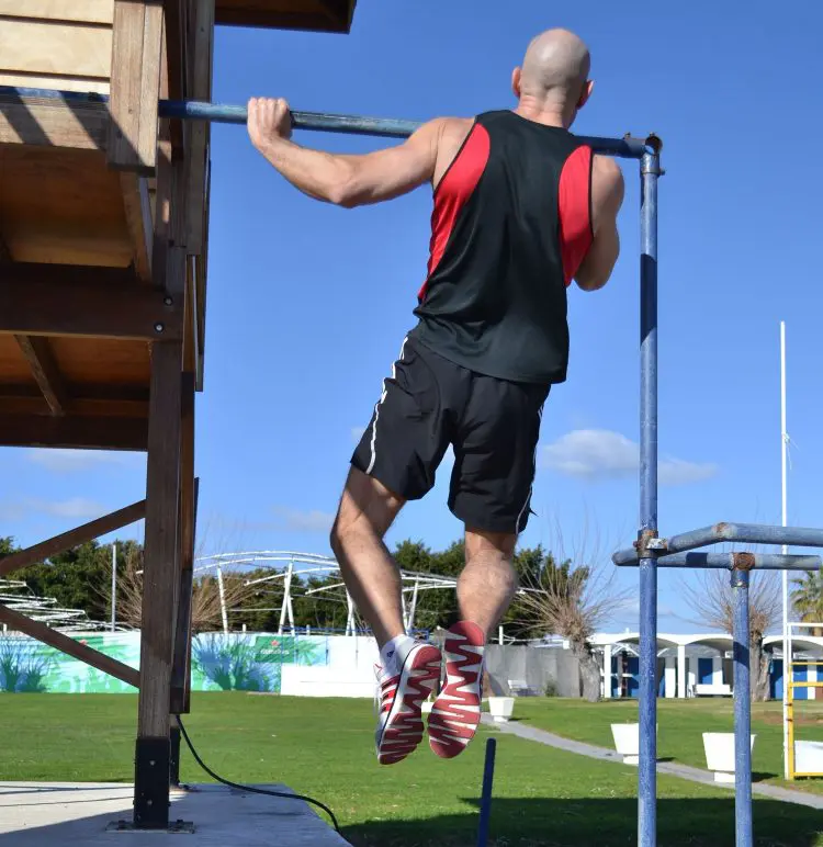 Side to Side Pull-ups